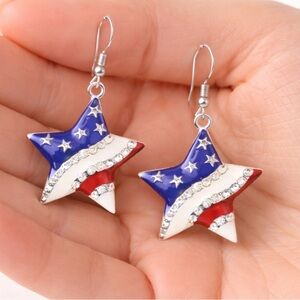 Patriotic USA Flag Rhinestone Star Dangle Earrings - Red White Blue NWT
C3